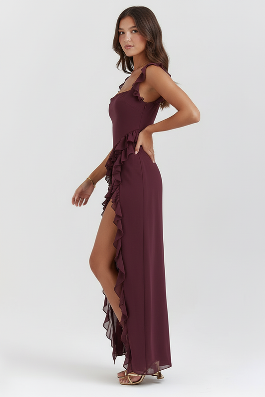Évanya - Elegantes Maxikleid mit Cascading Rüschendetail und Hohem Schlitz