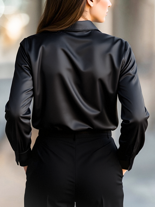 Avelina - Elegante Bluse aus schwarzem Satin mit langen Ärmeln für Frauen