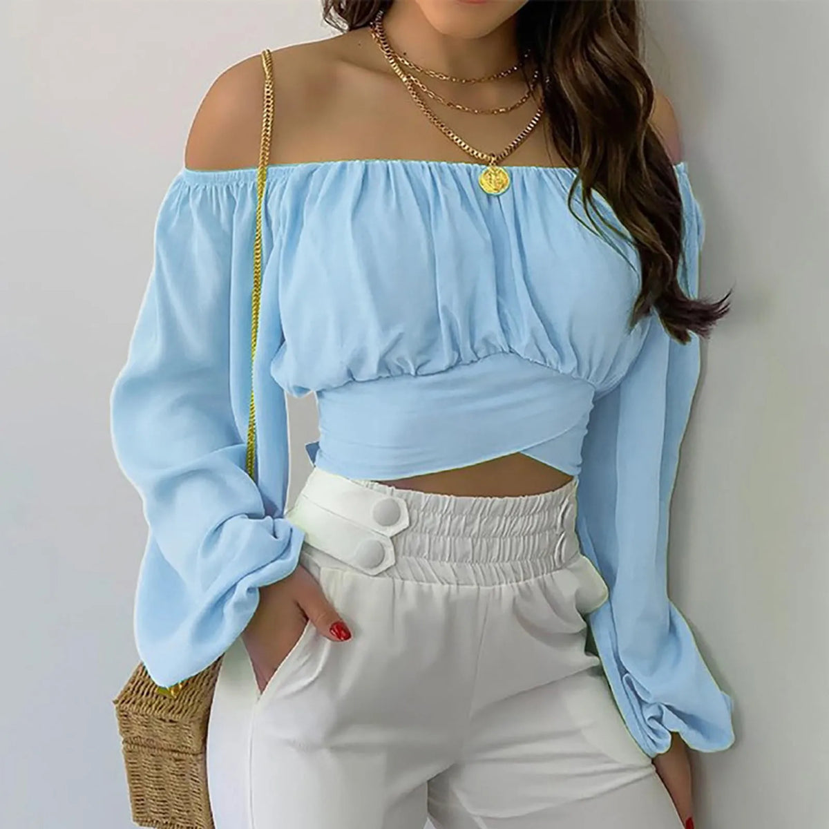 Figurbetontes Off-Shoulder Crop Top für Damen – Elegante Bluse mit Wickel-Design