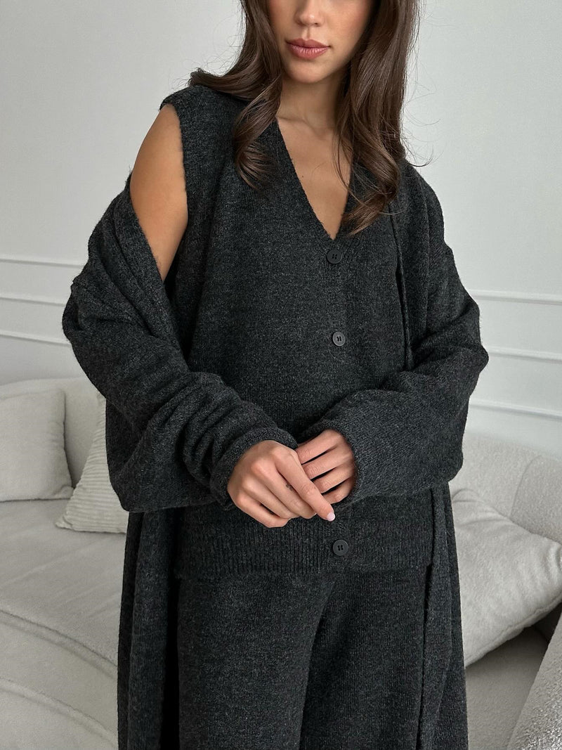 Calise - Sommer Ensemble aus weichem, leichtem und elegantem Material für Frauen, bestehend aus einer Weste, einem Blazer und einer Hose