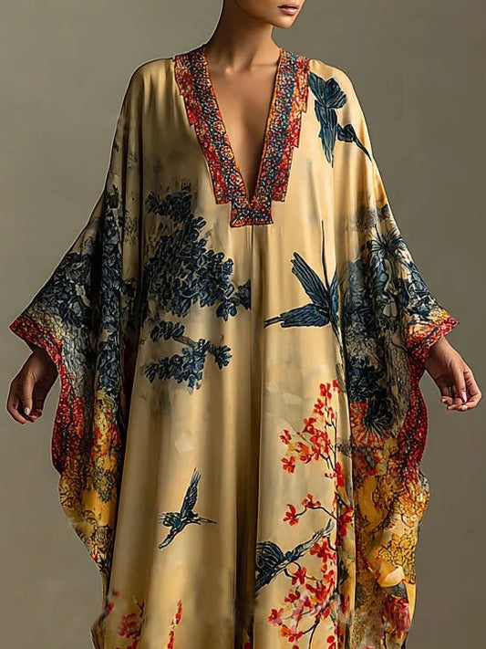 Eberesche - Lange Robe mit Fledermausärmeln und Künstlerischem Druck von Roten Ahornblüten und Vögeln