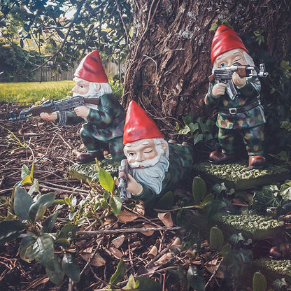 Lustige Garten Zwerg Figur mit Soldaten Design – Originelle Outdoor Deko für Garten & Terrasse