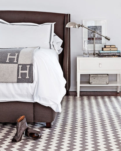 Luxuriöse Designer Wohndecke mit H-Muster – Weiche Kuscheldecke für Sofa & Bett