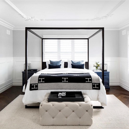 Luxuriöse Designer Wohndecke mit H-Muster – Weiche Kuscheldecke für Sofa & Bett