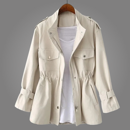 Leichte Übergangsjacke für Damen mit Taillenzug Taschen und modernem Utility Stil
