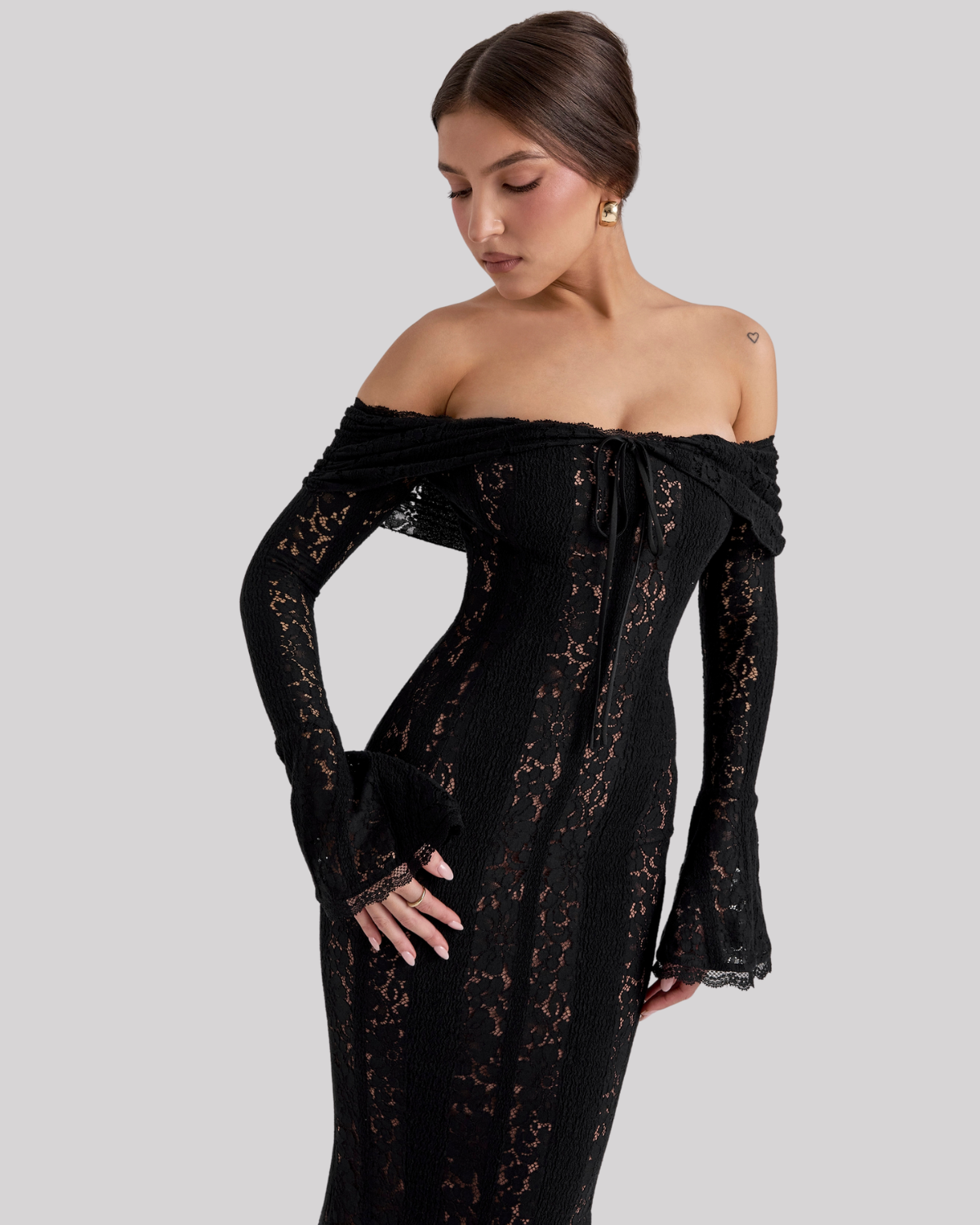 Elegantes Spitze Maxikleid für Damen – Off-Shoulder Abendkleid mit figurbetonter Silhouette