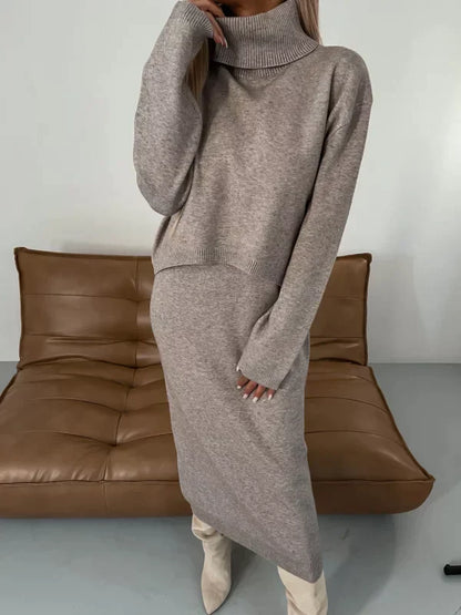 Luna - Elegantes und Weiches Zweiteiliges Ensemble mit Kurzem Rollkragenoberteil und Langer Rock