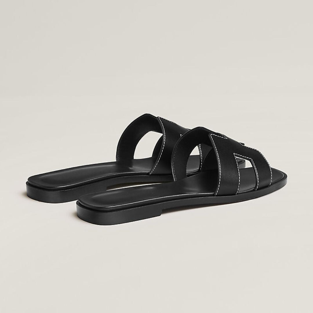 Elegante Slide-Sandalen für Damen mit Cut-Out Design – Flache Sommer Pantoletten