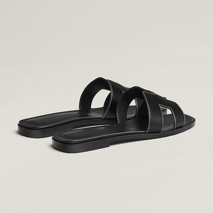 Elegante Slide-Sandalen für Damen mit Cut-Out Design – Flache Sommer Pantoletten