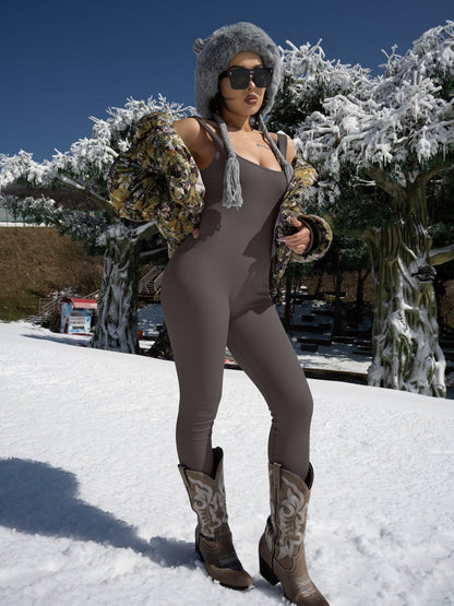 Élinaé - Nahtlose Eleganz | Moderne Athleisure-Jumpsuit für Damen, Ärmellos und Rippstrick