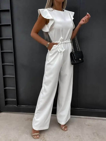 Noélia - Maxi-Overall aus Satin mit kurzen Ärmeln, welligen Schultern, Stehkragen, Taillengürtel und weitem Hosenbein