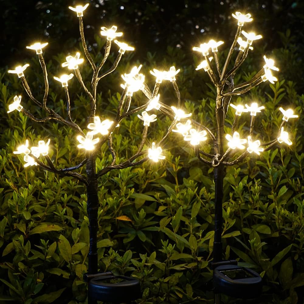 Luméa - Solarleuchten für den Garten in Kirschblütenform