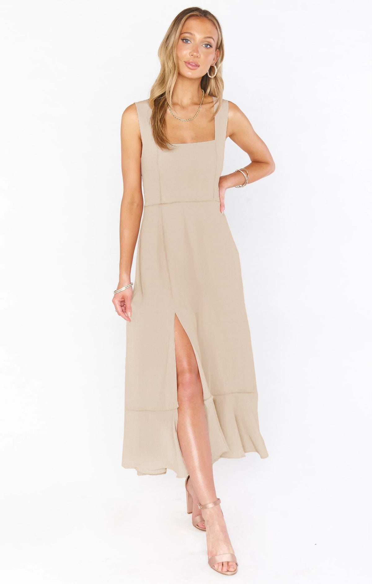 Élaria - Boho Kleid mit Schlitz und Trägern