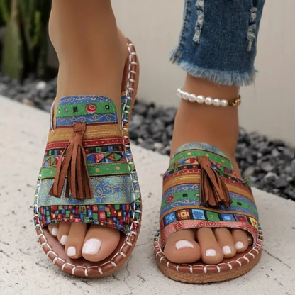 Boho Quasten Sandalen für Damen – Bequeme Sommer Pantoletten mit Ethno-Print