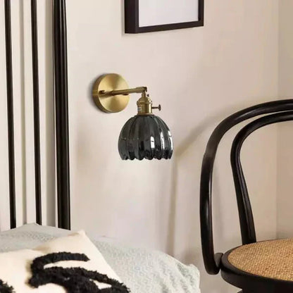 Floréa - Retro Wandlampe Blütenknospe Tulpe aus Glas