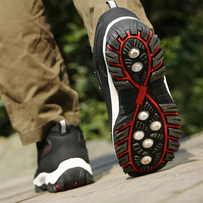 Robuste Outdoor Wanderschuhe für Herren mit rutschfester Sohle