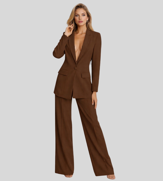 Eleganter Damen Hosenanzug mit Blazer – Tief ausgeschnitten & Weit geschnittene Hose