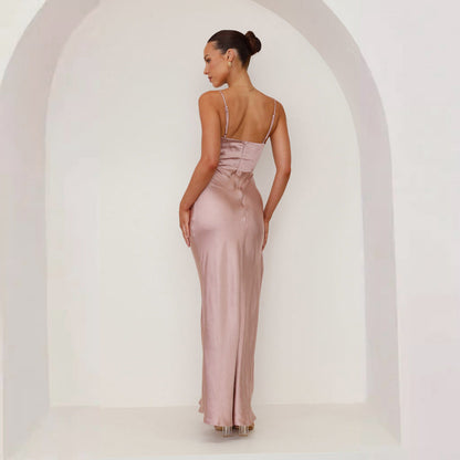 Elegantes Satin-Maxikleid mit Wasserfallausschnitt für Damen – Figurbetontes Abendkleid mit Beinschlitz & Raffdetails