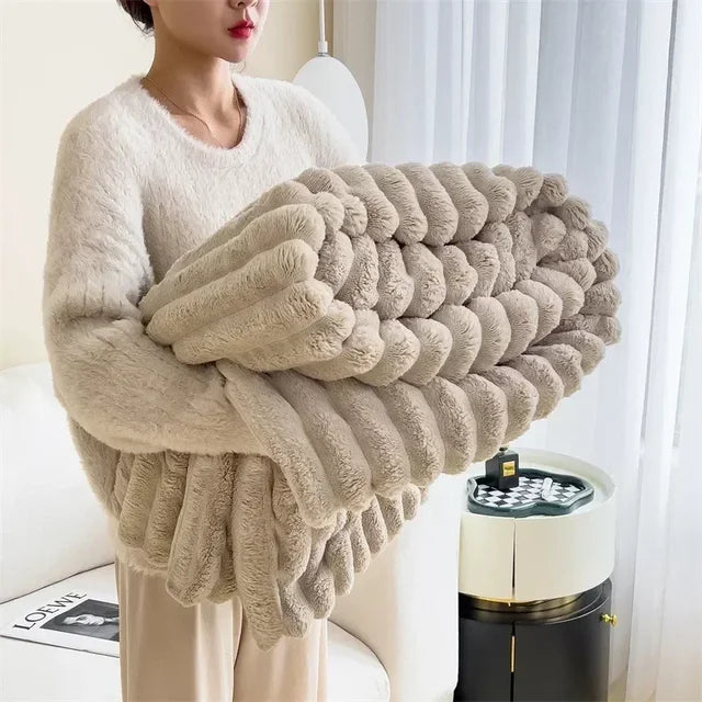 CozyCouture Maxi-Plüschdecke für luxuriösen Komfort und ultimativer Wärme für das Bett oder das Sofa