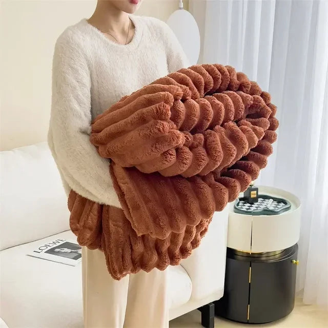 CozyCouture Maxi-Plüschdecke für luxuriösen Komfort und ultimativer Wärme für das Bett oder das Sofa