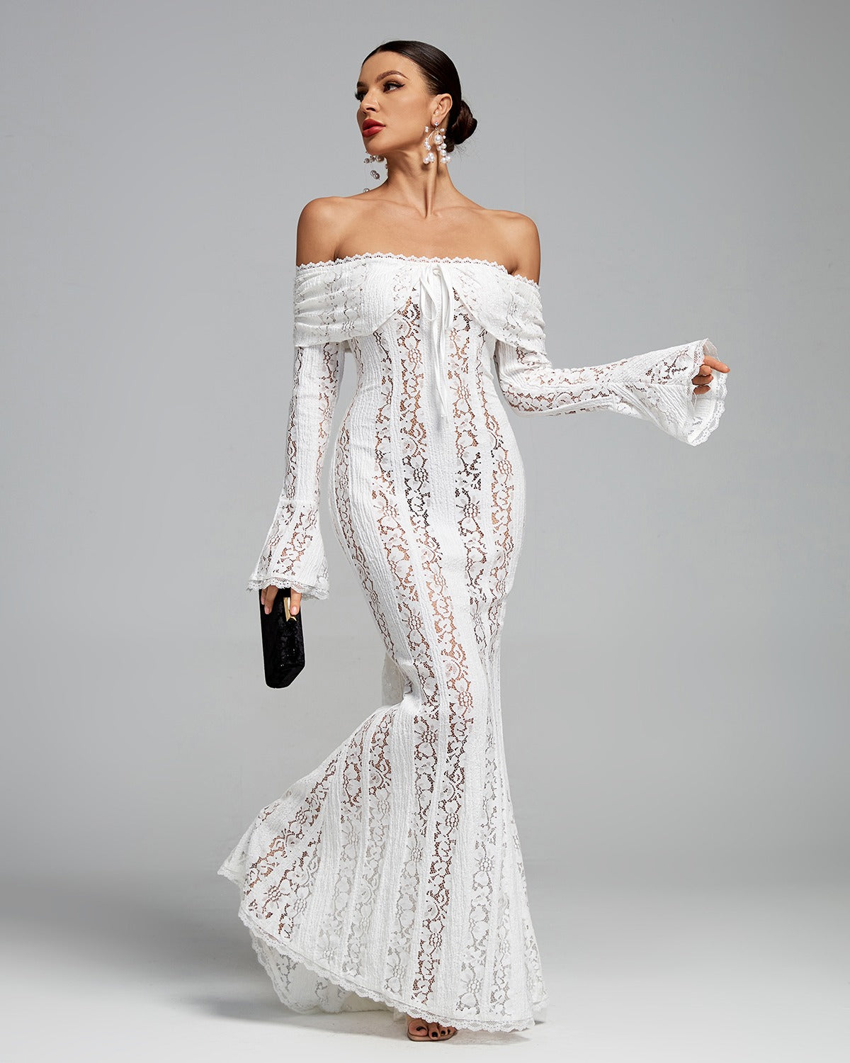 Elegantes Spitze Maxikleid für Damen – Off-Shoulder Abendkleid mit figurbetonter Silhouette