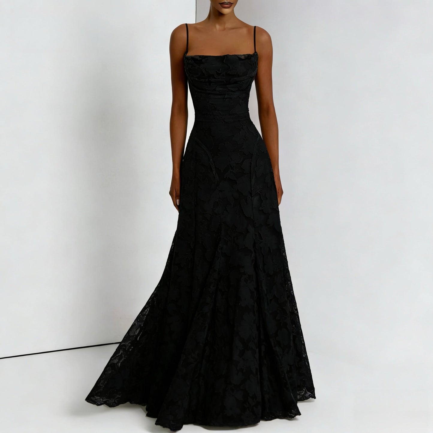 Elegantes Spitzen-Maxikleid für Damen – Ärmelloses Abendkleid mit floraler Spitze