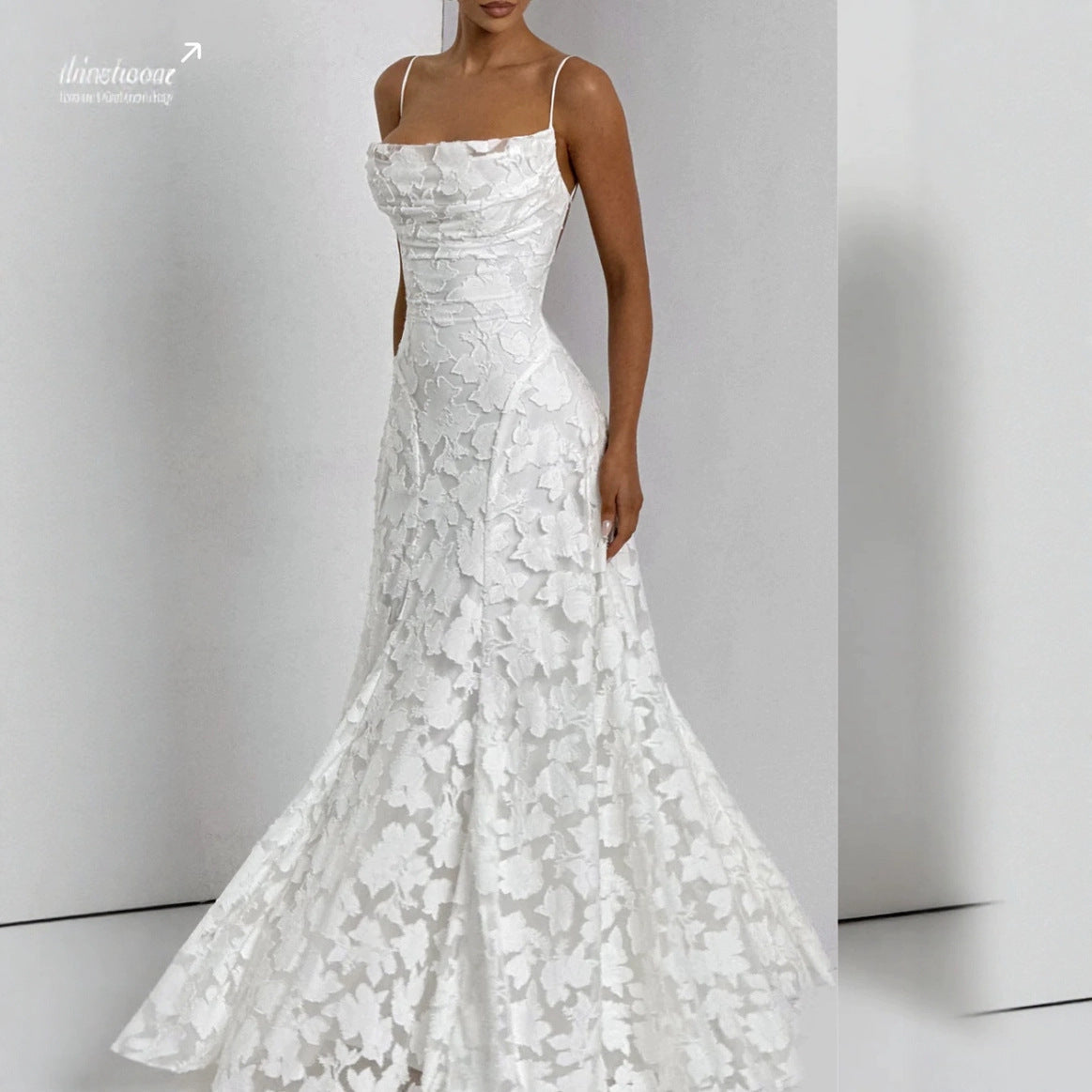Elegantes Spitzen-Maxikleid für Damen – Ärmelloses Abendkleid mit floraler Spitze