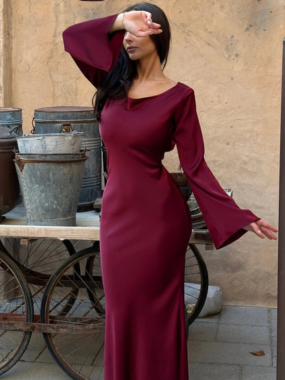 Elegantes Maxikleid mit Glockenärmeln für Damen – Figurbetontes Abendkleid mit Bindegürtel