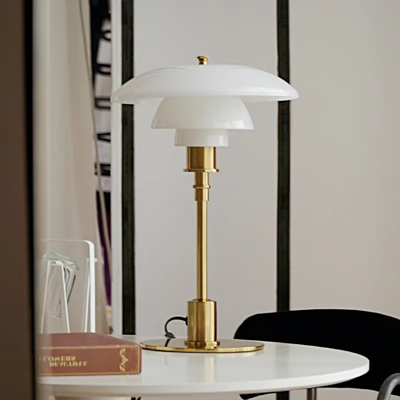 Vintage Tischlampe mit Pilzschirm – Elegante Retro Designleuchte für Wohnzimmer & Schlafzimmer