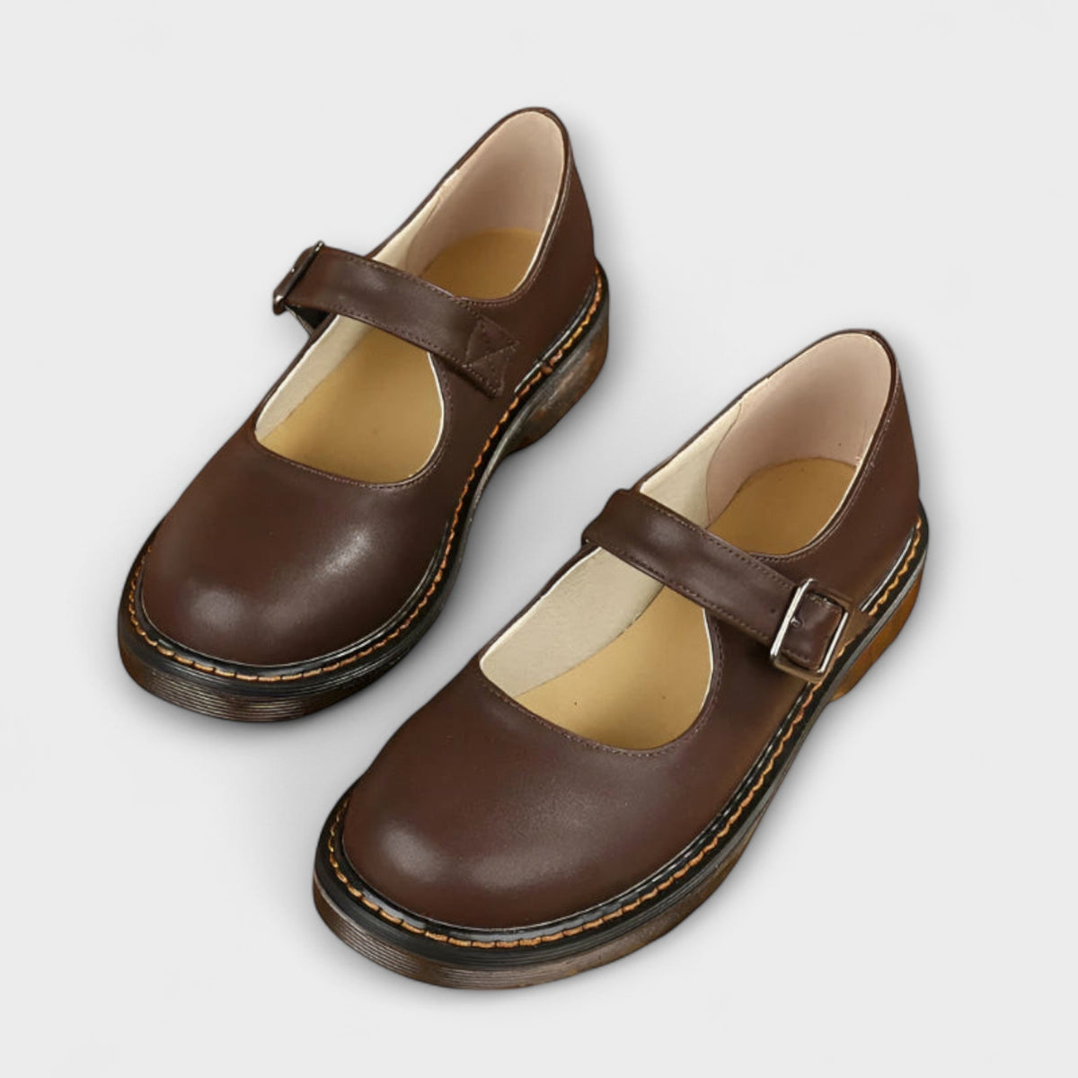 Noéline - Vintage-Leder Schuhe mit Riemen und Komfortsohle