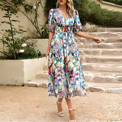 Elegantes Midi Sommerkleid mit V-Ausschnitt & floralem Print – Luftiges Kleid für Damen