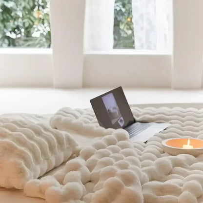 CosyFluff - Die unverzichtbare warme und atmungsaktive Fleece-Decke