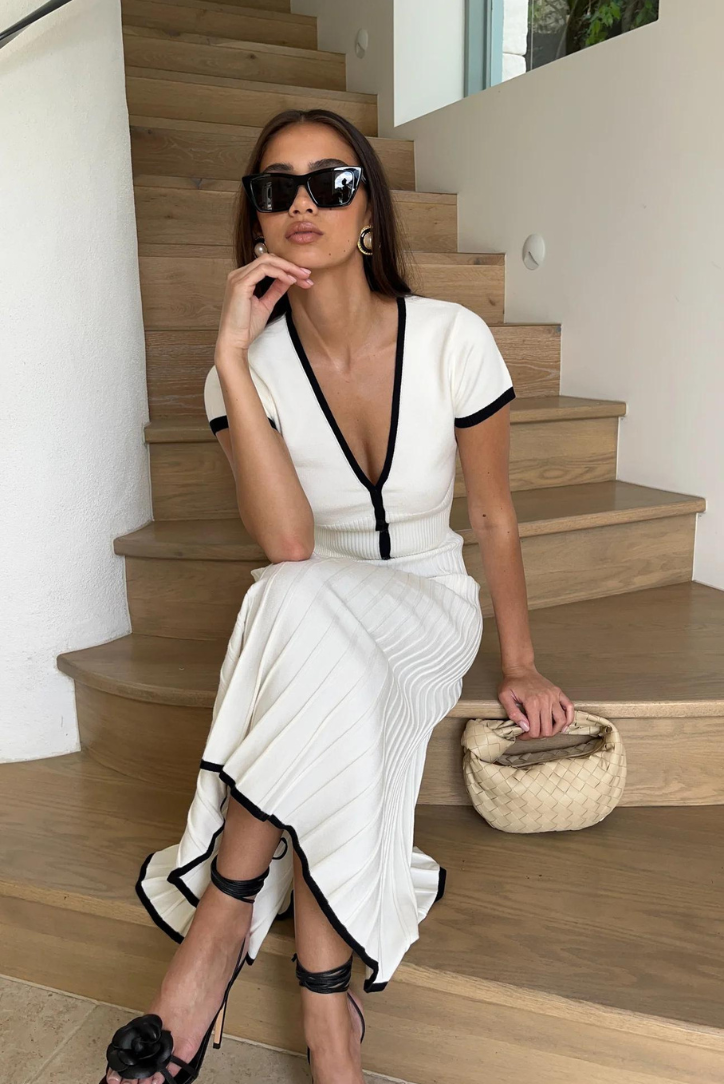 Elegantes Strick-Zweiteiler Set für Damen – Geripptes Midi Rock Set mit Kontrastdetails