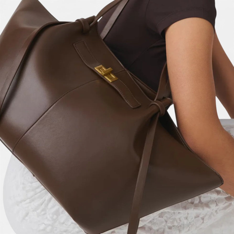Avelys - Musthave Eleganter Großer Shopper mit Goldfarbenem Detailverschluss