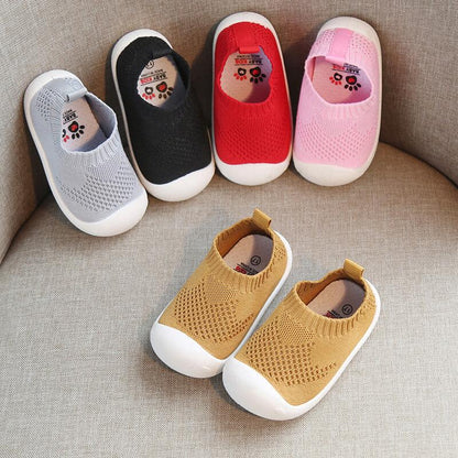 Émile - Atmungsaktive und Rutschfeste Babyschuhe