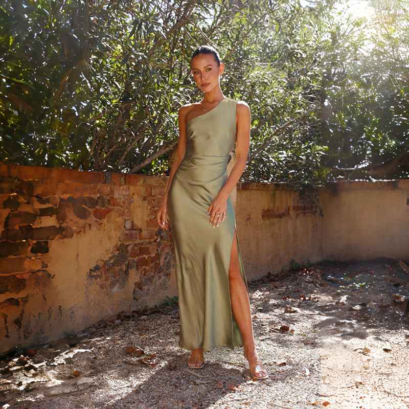 Elegantes One-Shoulder Satin Maxi Kleid für Damen – Figurbetontes Abendkleid mit Beinschlitz