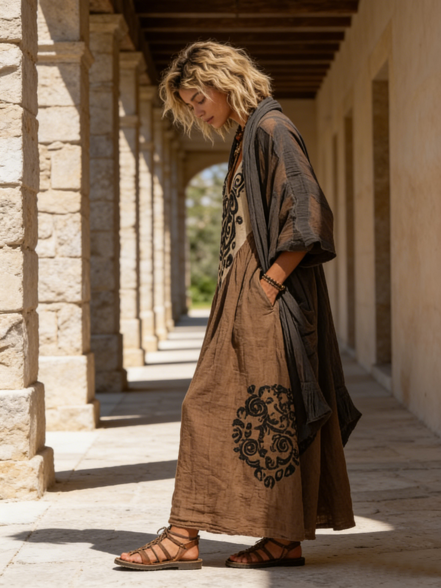 Boho Maxikleid mit Stickerei & V-Ausschnitt – Lockeres Ethno Kleid im Vintage Stil für Damen